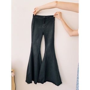 Free people black flare jeans size 25 short